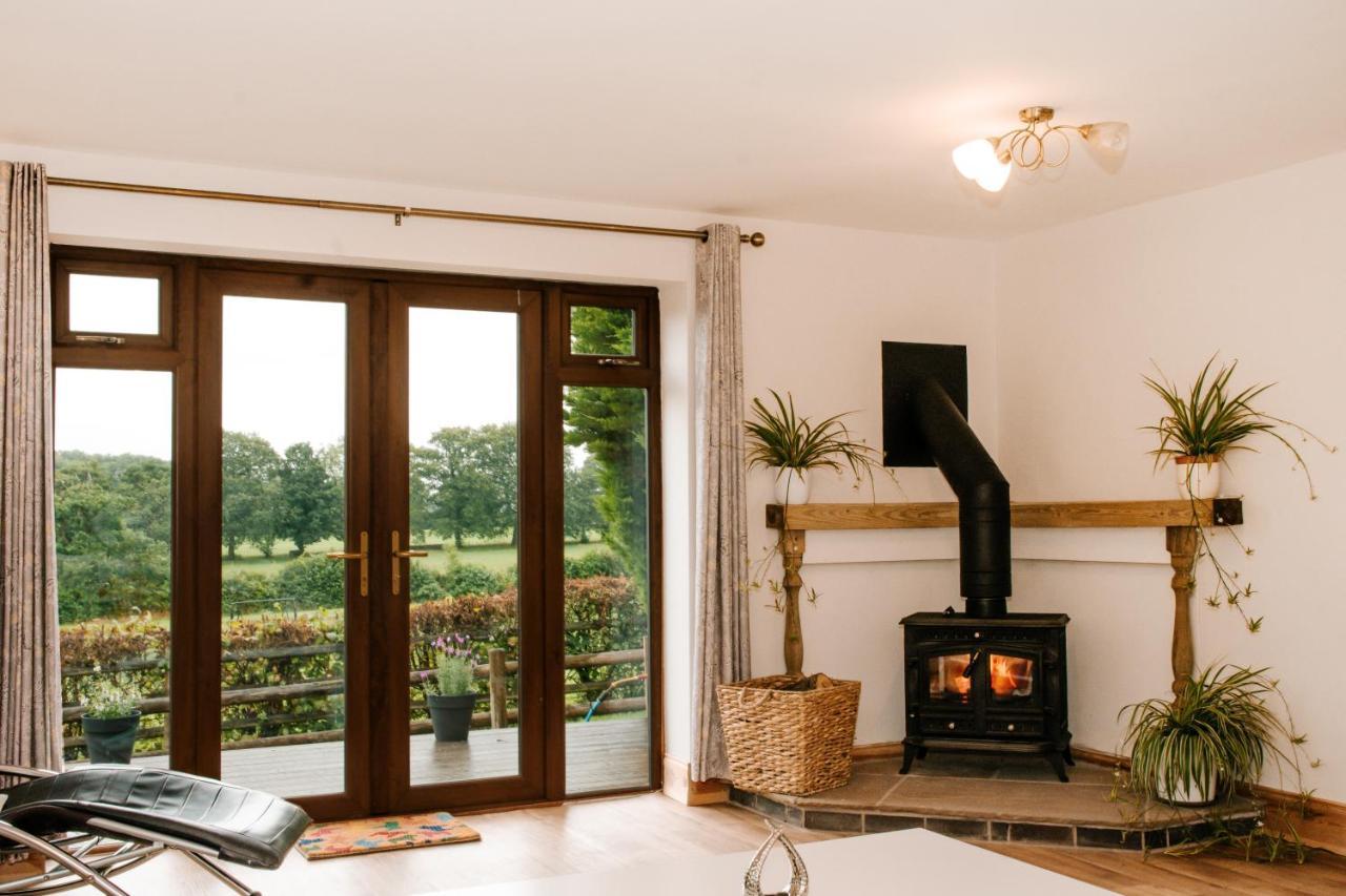 Holly Cottage, 2 Bed House, Sleeps 6 Cleobury Mortimer Екстер'єр фото
